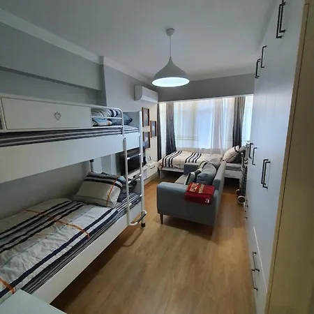 شقة لوكس مطلة على البحر مباشرة و تقع في مركز مدينة يلوا و قريبة من المطاعم و المقاهي With Direct Sea View Full Sea View Yalova Center, Close To Markets, Restaurants, Cafes And Children's Play Area