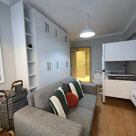 شقة لوكس مطلة على البحر مباشرة و تقع في مركز مدينة يلوا و قريبة من المطاعم و المقاهي With Direct Sea View Full Sea View Yalova Center, Close To Markets, Restaurants, Cafes And Children's Play Area Daire *