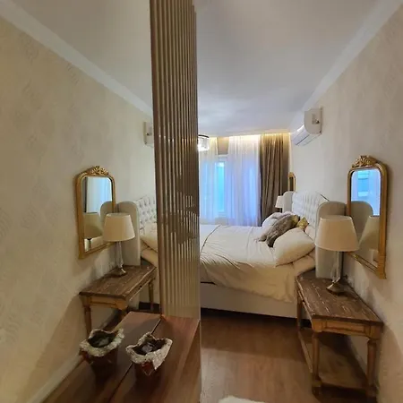 شقة لوكس مطلة على البحر مباشرة و تقع في مركز مدينة يلوا و قريبة من المطاعم و المقاهي With Direct Sea View Full Sea View Yalova Center, Close To Markets, Restaurants, Cafes And Children's Play Area Daire