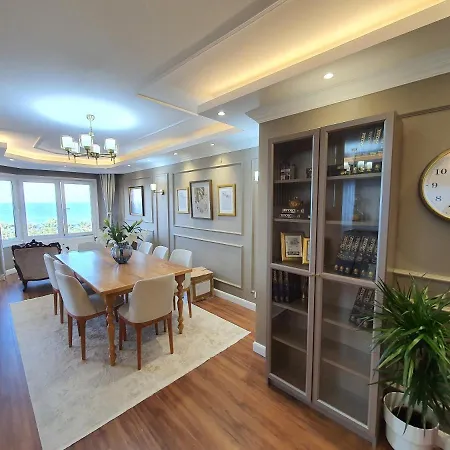 شقة لوكس مطلة على البحر مباشرة و تقع في مركز مدينة يلوا و قريبة من المطاعم و المقاهي With Direct Sea View Full Sea View Yalova Center, Close To Markets, Restaurants, Cafes And Children's Play Area Daire