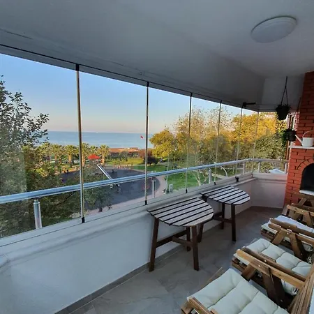 شقة لوكس مطلة على البحر مباشرة و تقع في مركز مدينة يلوا و قريبة من المطاعم و المقاهي With Direct Sea View Full Sea View Yalova Center, Close To Markets, Restaurants, Cafes And Children's Play Area * Yalova (Yalova)