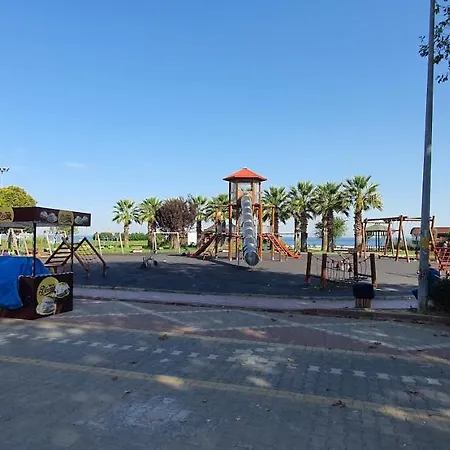 شقة لوكس مطلة على البحر مباشرة و تقع في مركز مدينة يلوا و قريبة من المطاعم و المقاهي With Direct Sea View Full Sea View Yalova Center, Close To Markets, Restaurants, Cafes And Children's Play Area * Yalova (Yalova)