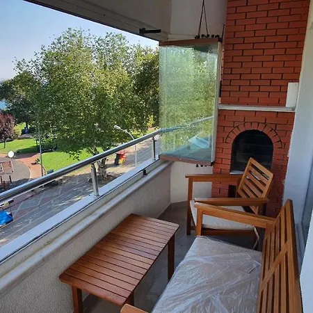 شقة لوكس مطلة على البحر مباشرة و تقع في مركز مدينة يلوا و قريبة من المطاعم و المقاهي With Direct Sea View Full Sea View Yalova Center, Close To Markets, Restaurants, Cafes And Children's Play Area *