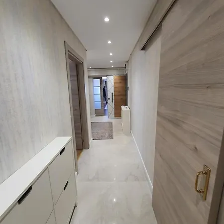 شقة لوكس مطلة على البحر مباشرة و تقع في مركز مدينة يلوا و قريبة من المطاعم و المقاهي With Direct Sea View Full Sea View Yalova Center, Close To Markets, Restaurants, Cafes And Children's Play Area Daire *